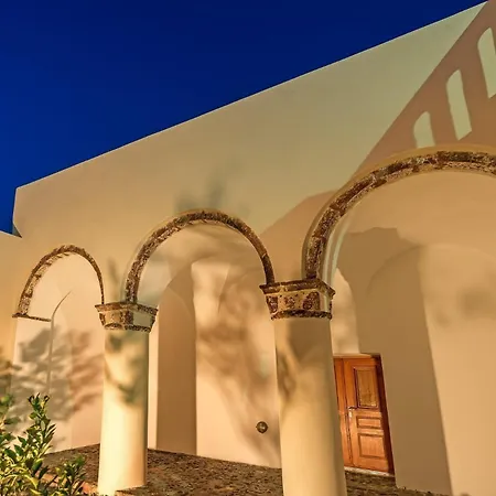 Exquisite Santorini Estate | 9 Bedrooms | Acnologia | Spacious Teraces With Breathtaking Sea Views | Pýrgos