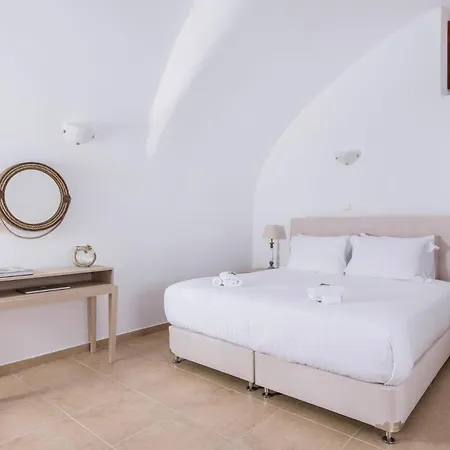 Exquisite Santorini Estate | 9 Bedrooms | Acnologia | Spacious Teraces With Breathtaking Sea Views | Pýrgos